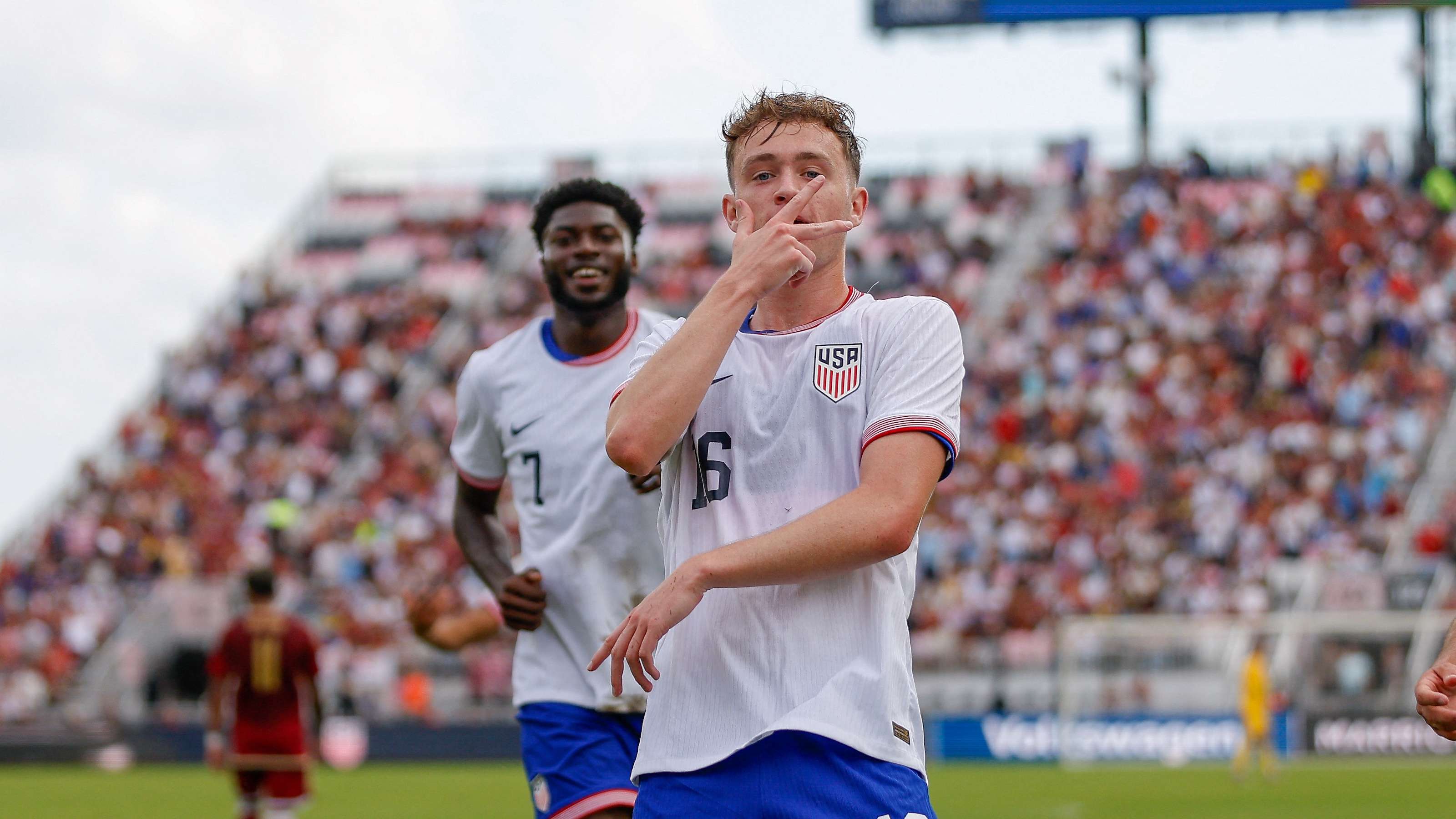 全运会男篮：广东轻松击败浙江晋级八强，上海天津小组第二出线